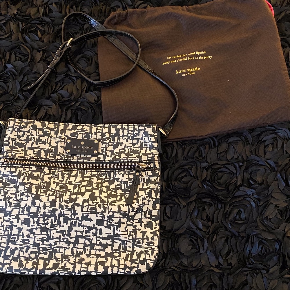 Kate Spade Black + White Messenger Bag